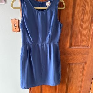 Blue dress